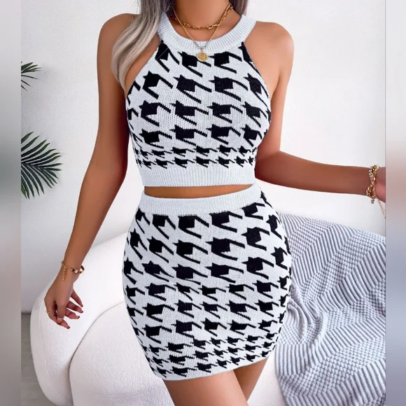 Alina Houndstooth Sweater Set - White - Picture 4 of 5